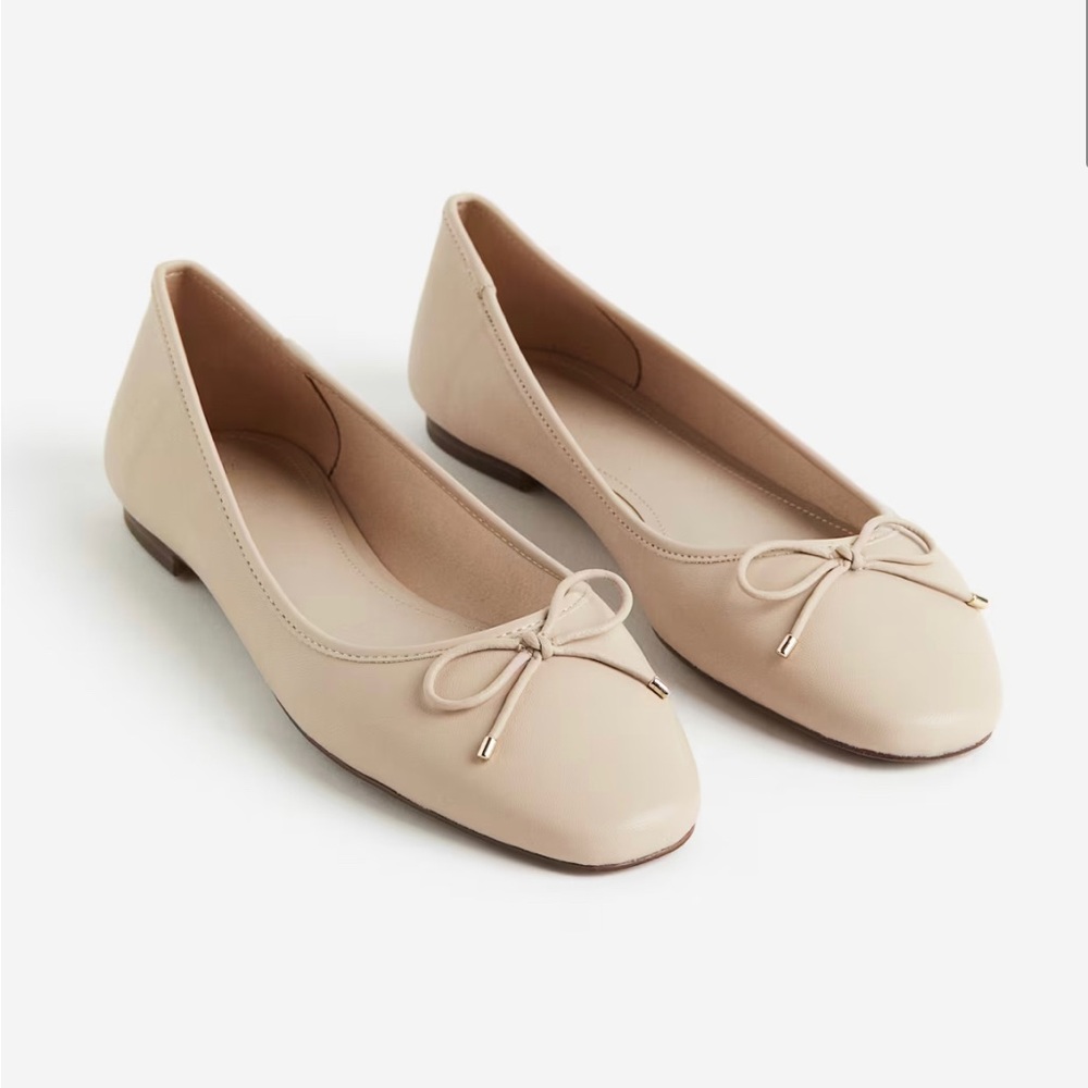 H&M LIGHT BEIGE CLASSIC BALLET FLATS 9 40 🩰🩰🩰